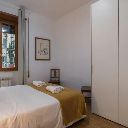 Apartament Largo Leopardi