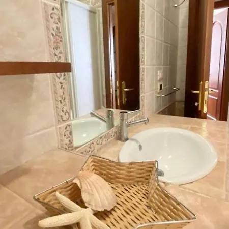 Largo Leopardi Apartment Rome